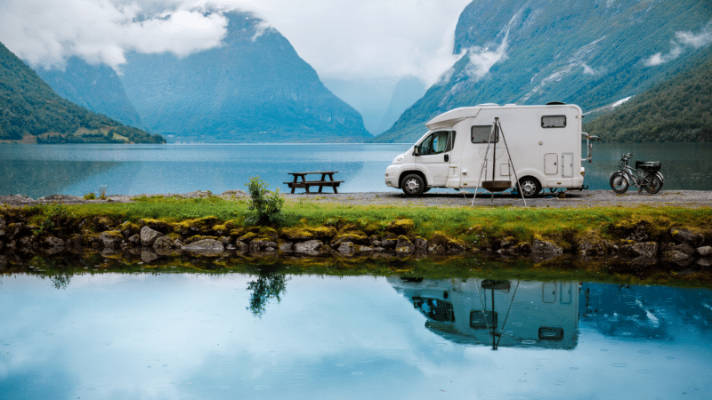 motorhome lake