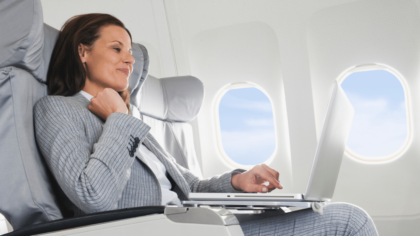 how to travel the world while working